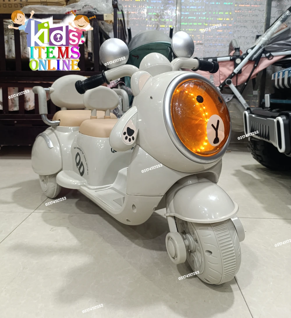 kids-electric-vespa-scooter-6619-pakistan (1)